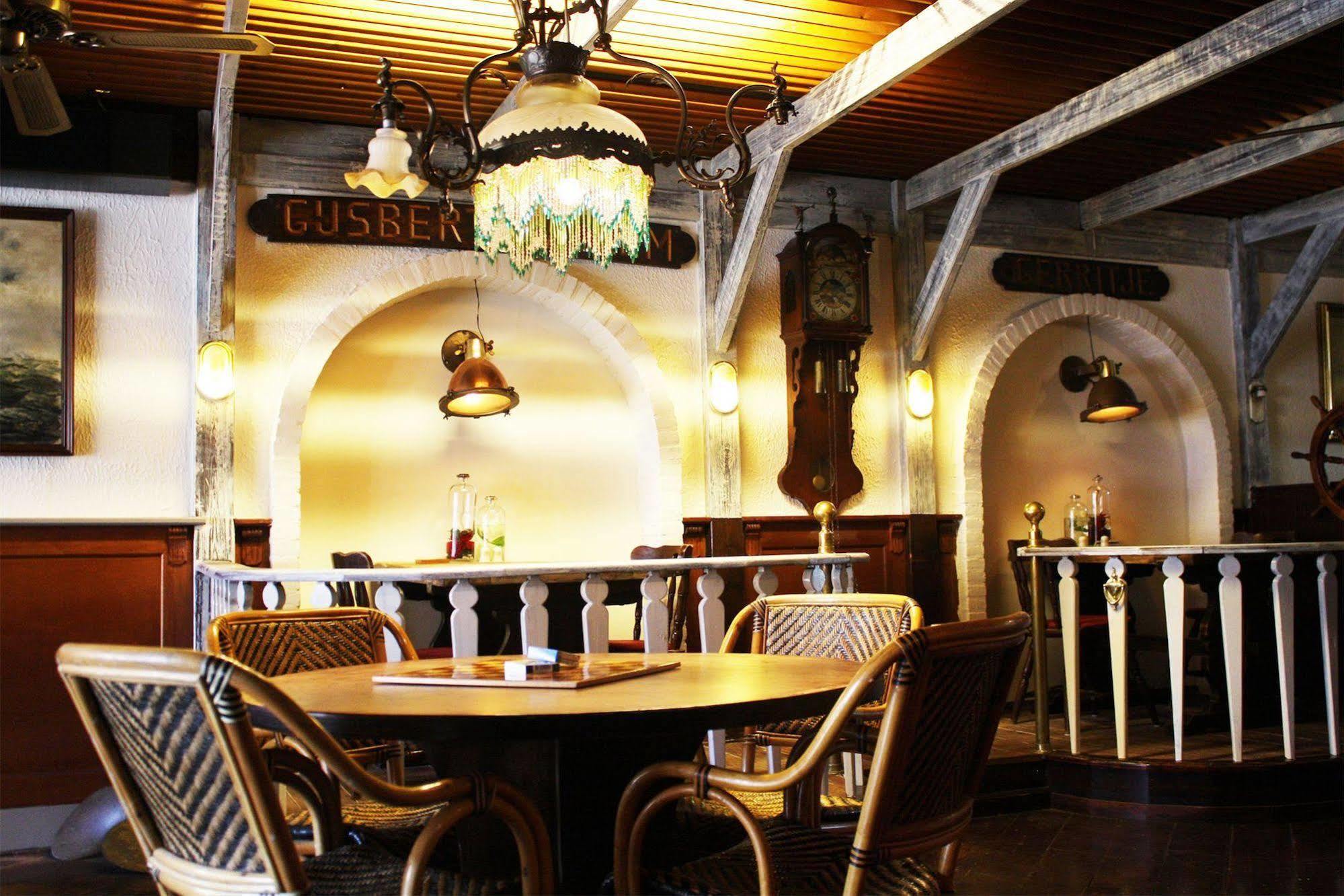 Hotel-Restaurant Loodsmans Welvaren Bv Den Hoorn  Exterior photo
